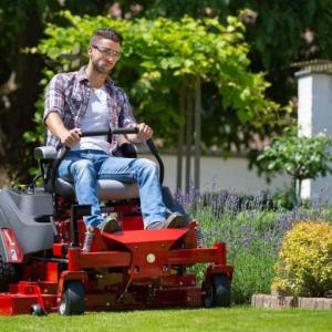 Tracteur tondeuse précis